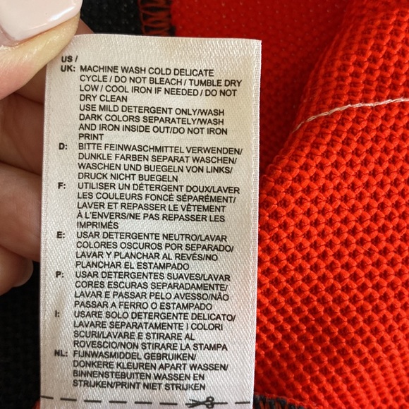 Adidas top - Picture 13 of 14